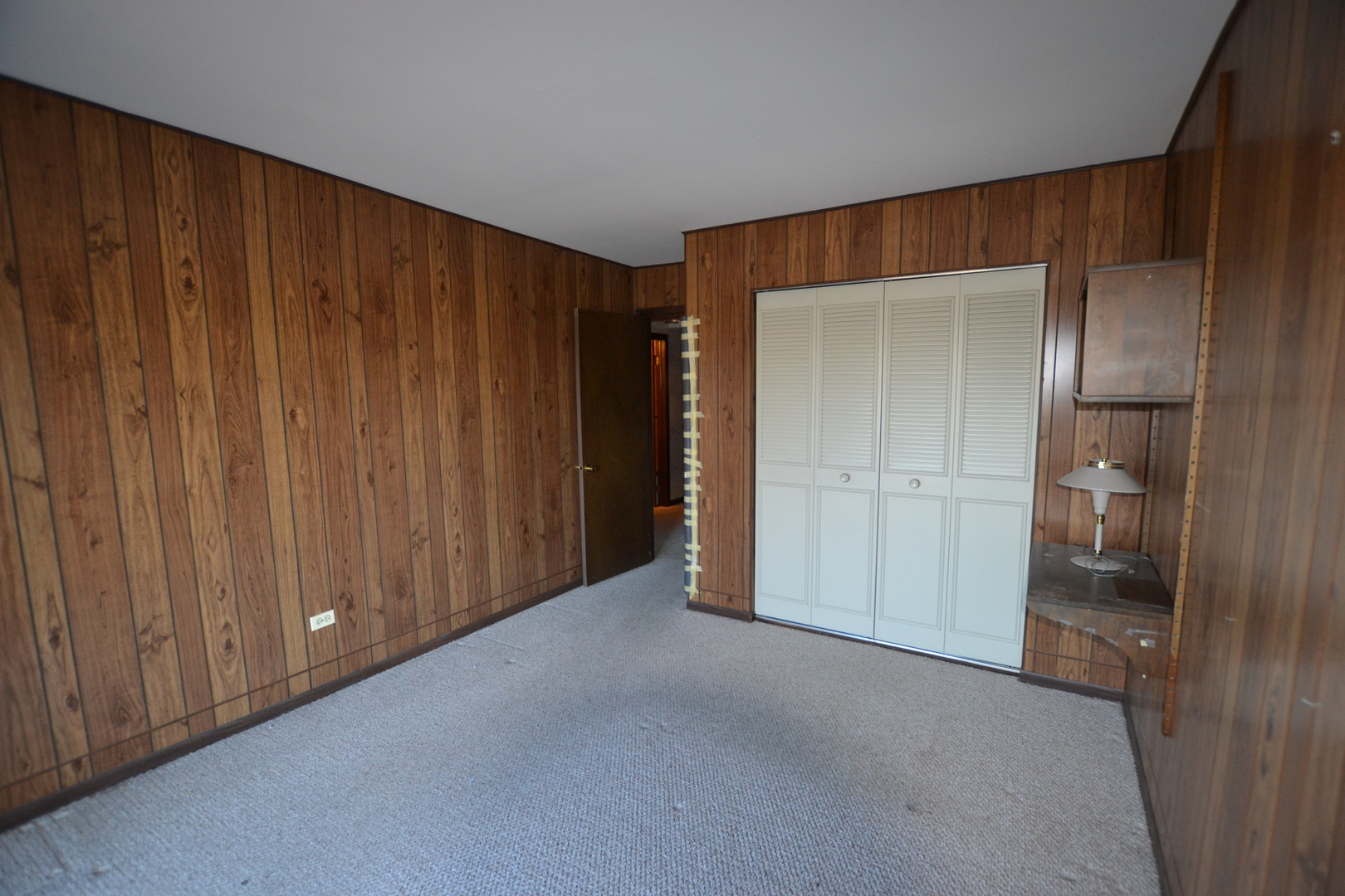 9620 S Komensky Avenue #305, Oak Lawn, IL 60453