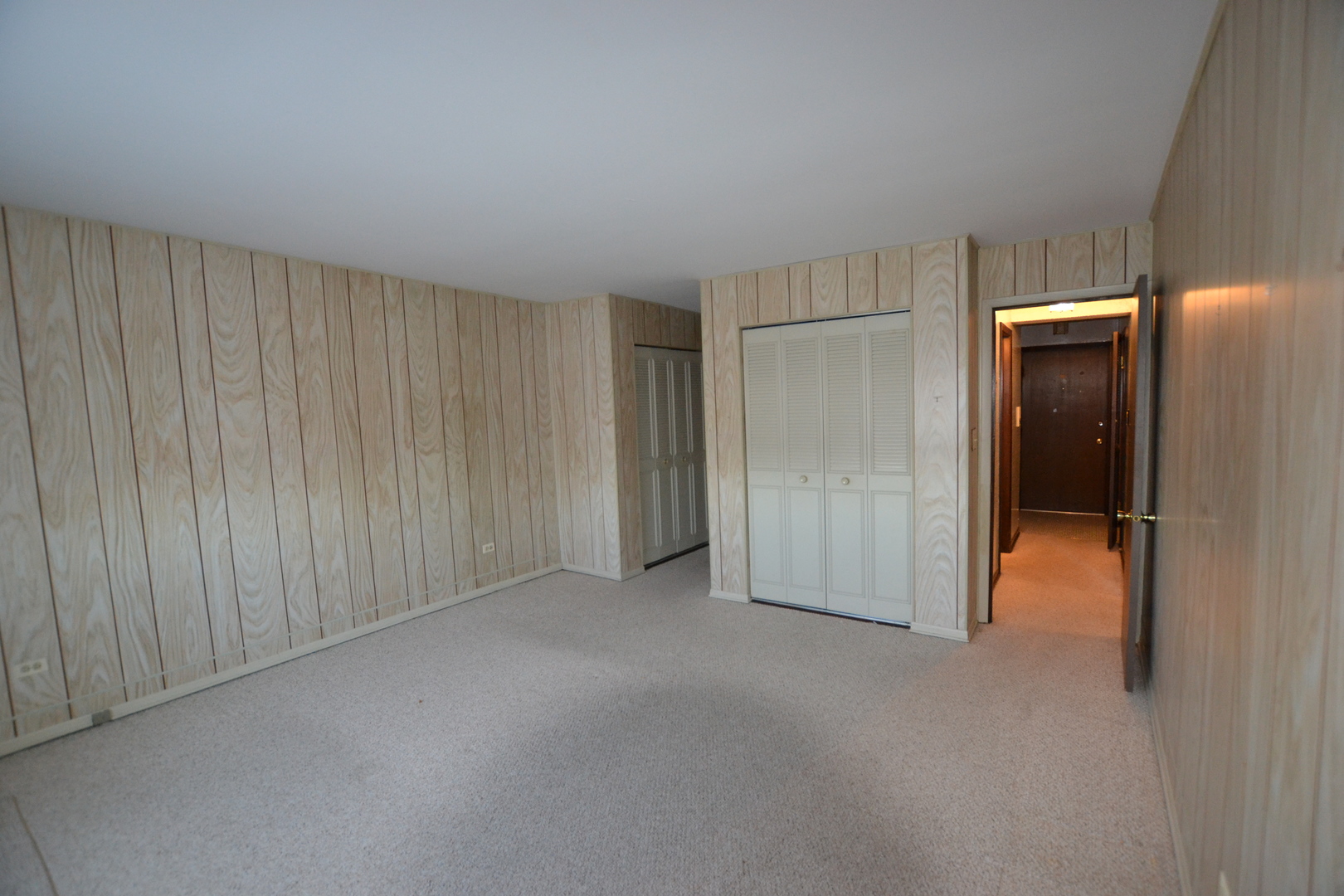 9620 S Komensky Avenue #305, Oak Lawn, IL 60453