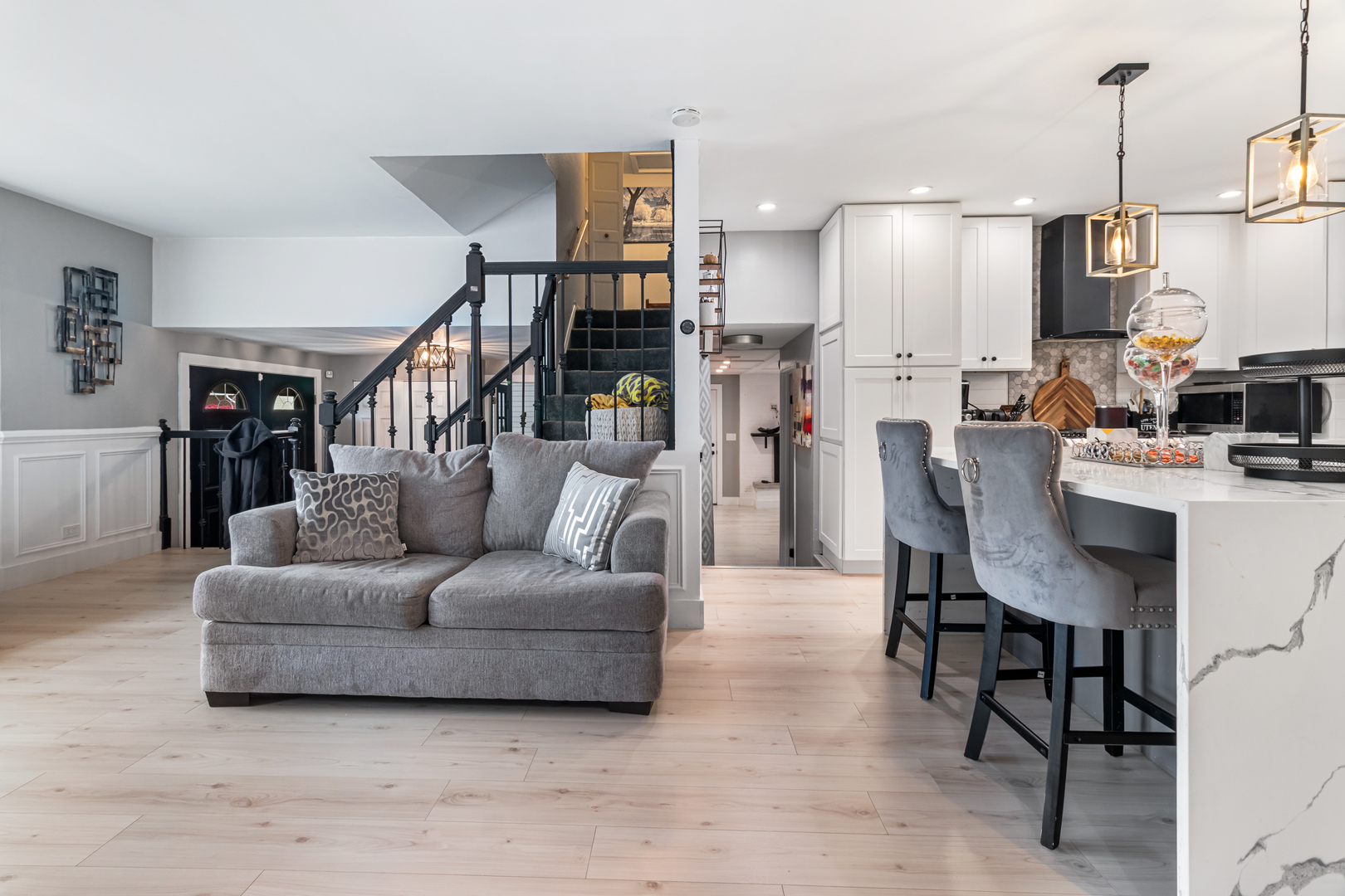 7 Purchase Court, Bolingbrook, IL 60440