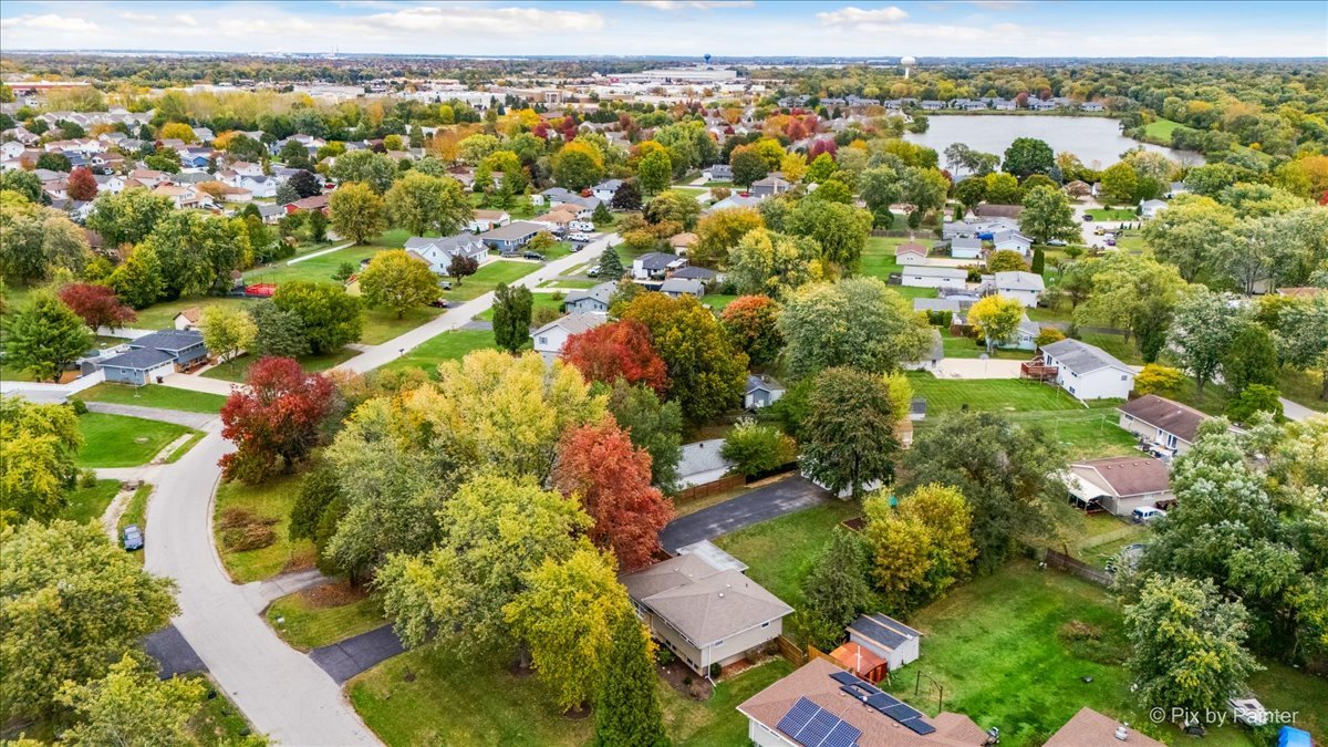 2512 Lockner Boulevard, Joliet, IL 60431