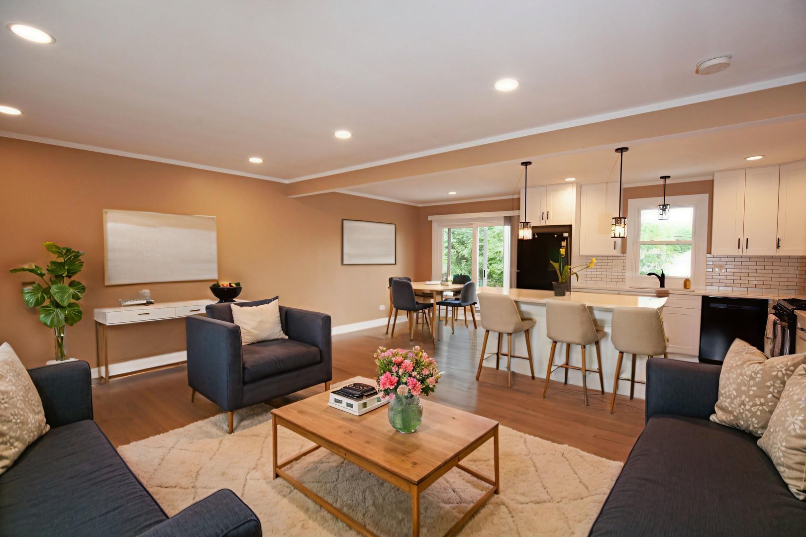 9012 W 89th Street, Hickory Hills, IL 60457