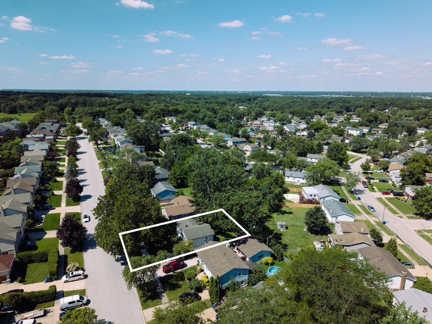 9012 W 89th Street, Hickory Hills, IL 60457