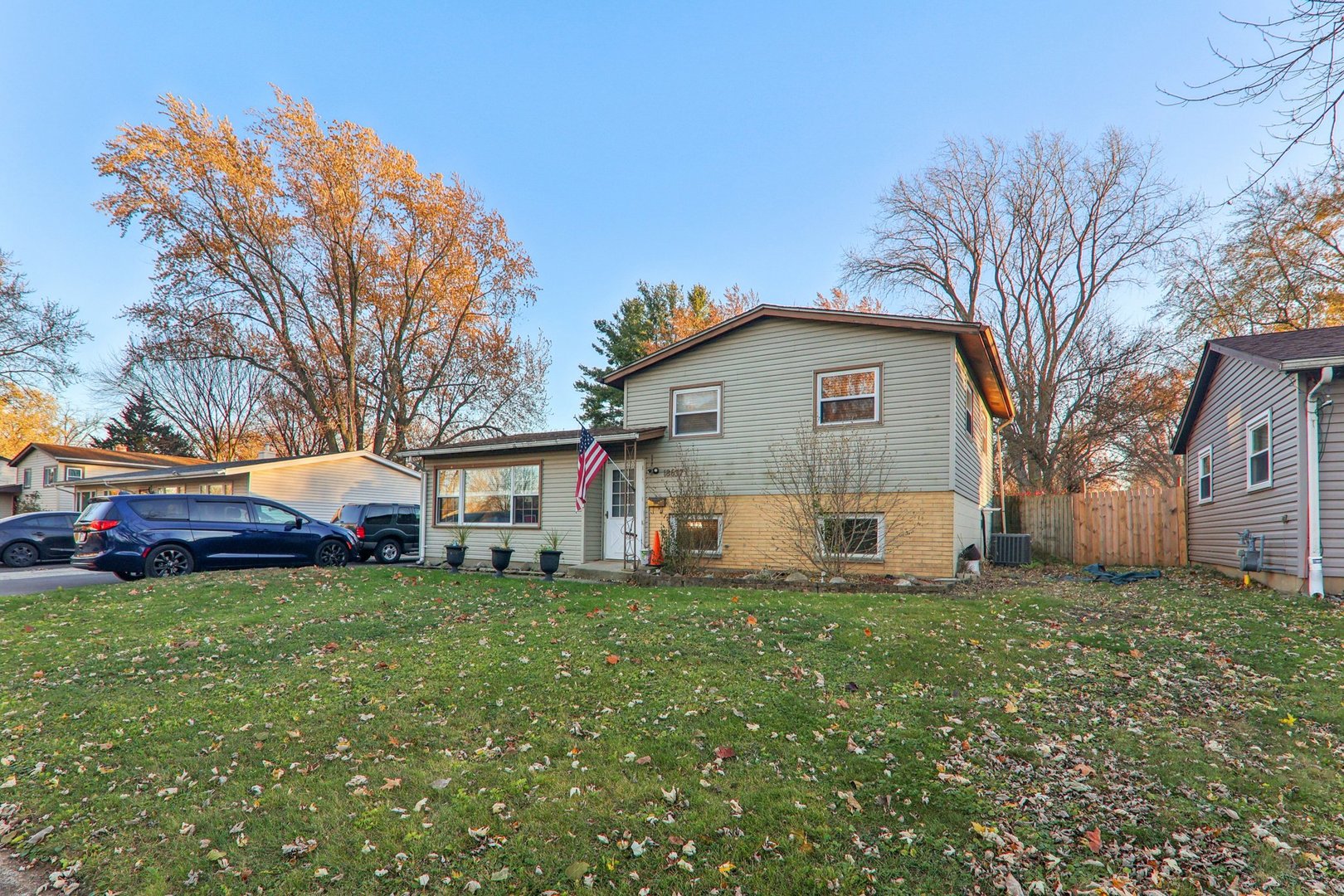 18637 W Karen Lane, Gurnee, IL 60031