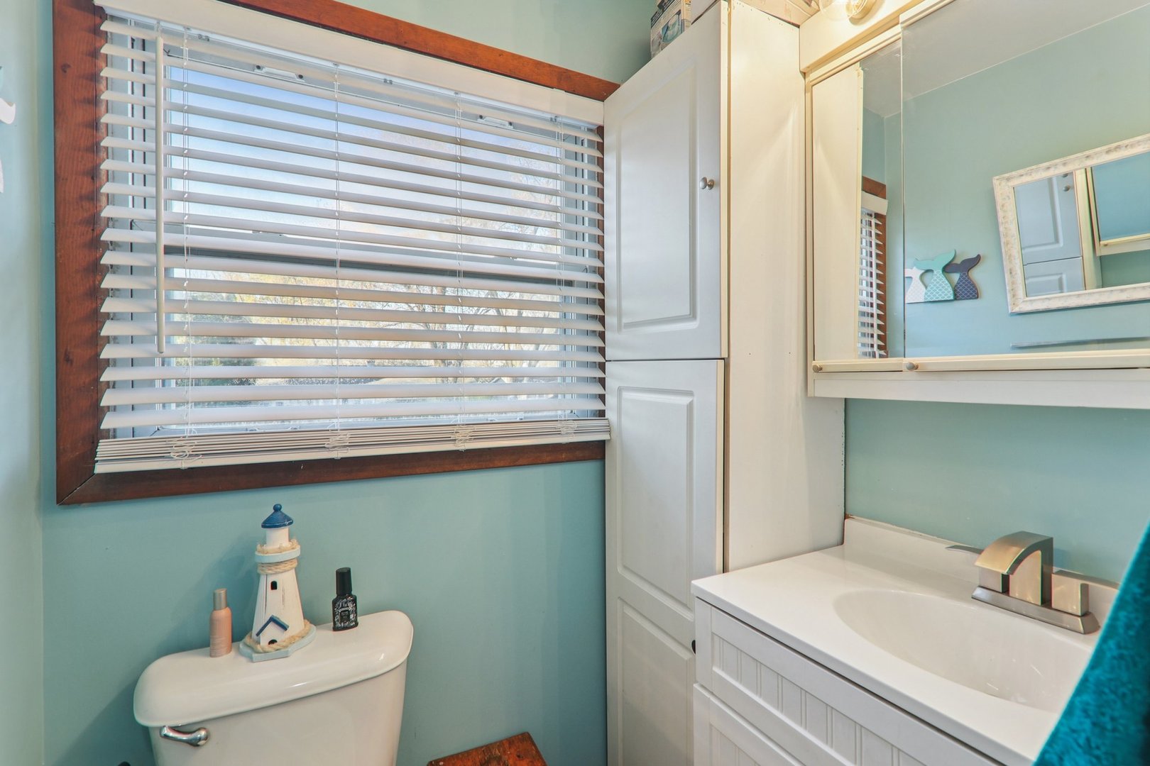 18637 W Karen Lane, Gurnee, IL 60031