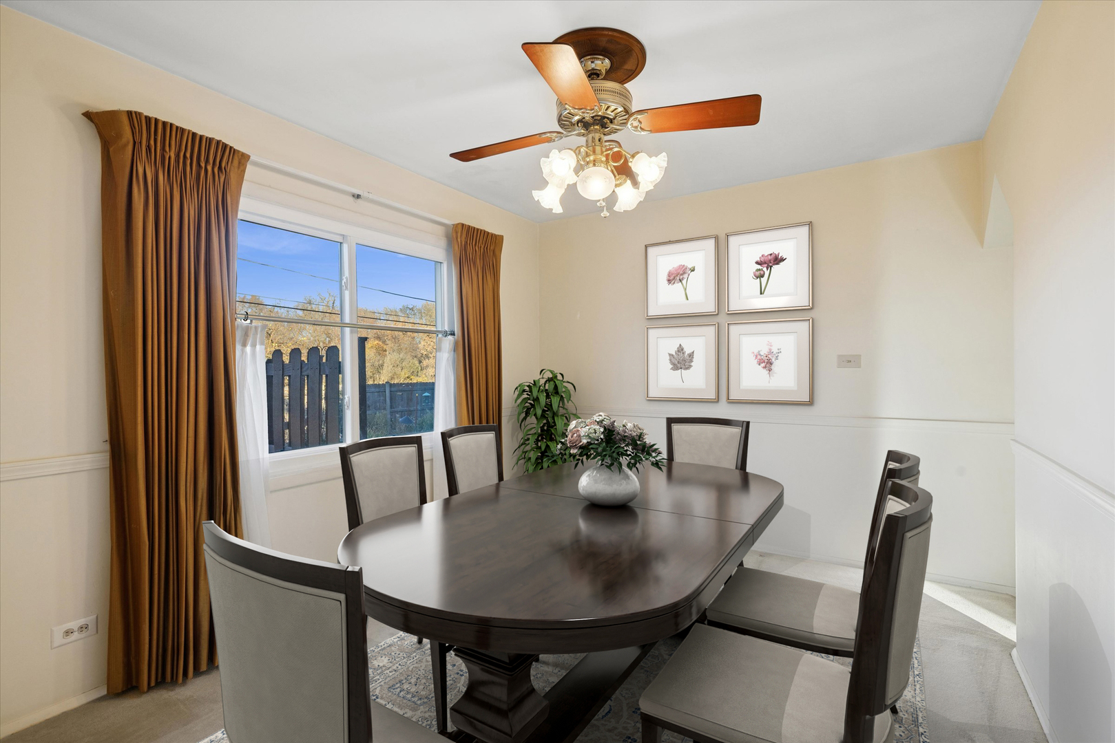 46 E Country Club Court, Palatine, IL 60067