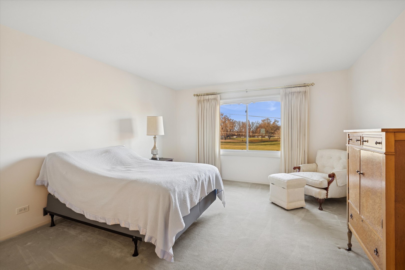 46 E Country Club Court, Palatine, IL 60067