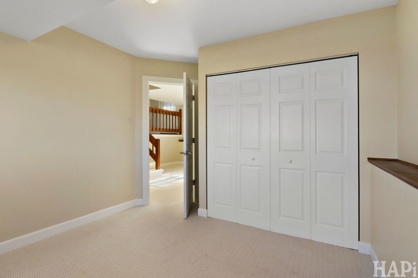 5518 W Chasefield Circle, McHenry, IL 60050