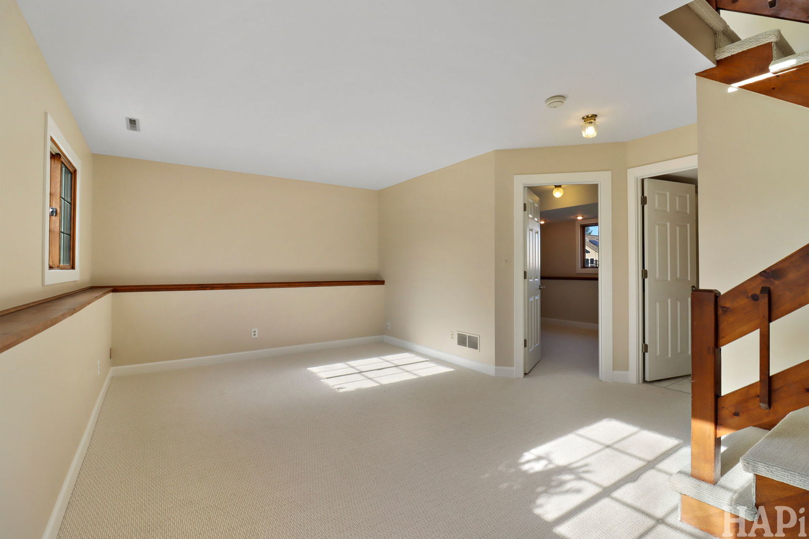 5518 W Chasefield Circle, McHenry, IL 60050