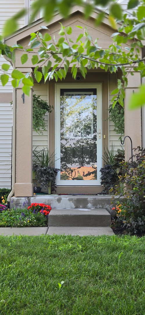 1439 Crimson Lane, Yorkville, IL 60560