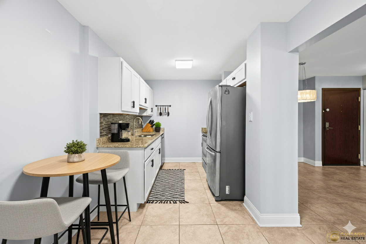 1275 E Baldwin Lane #601, Palatine, IL 60074