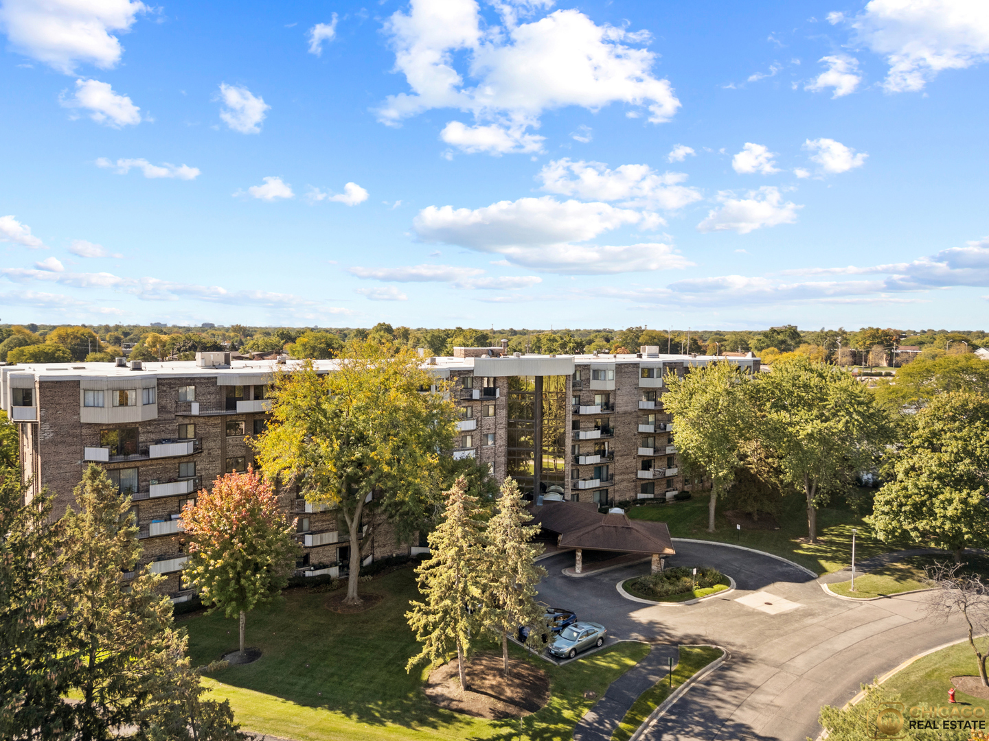 1275 E Baldwin Lane #601, Palatine, IL 60074