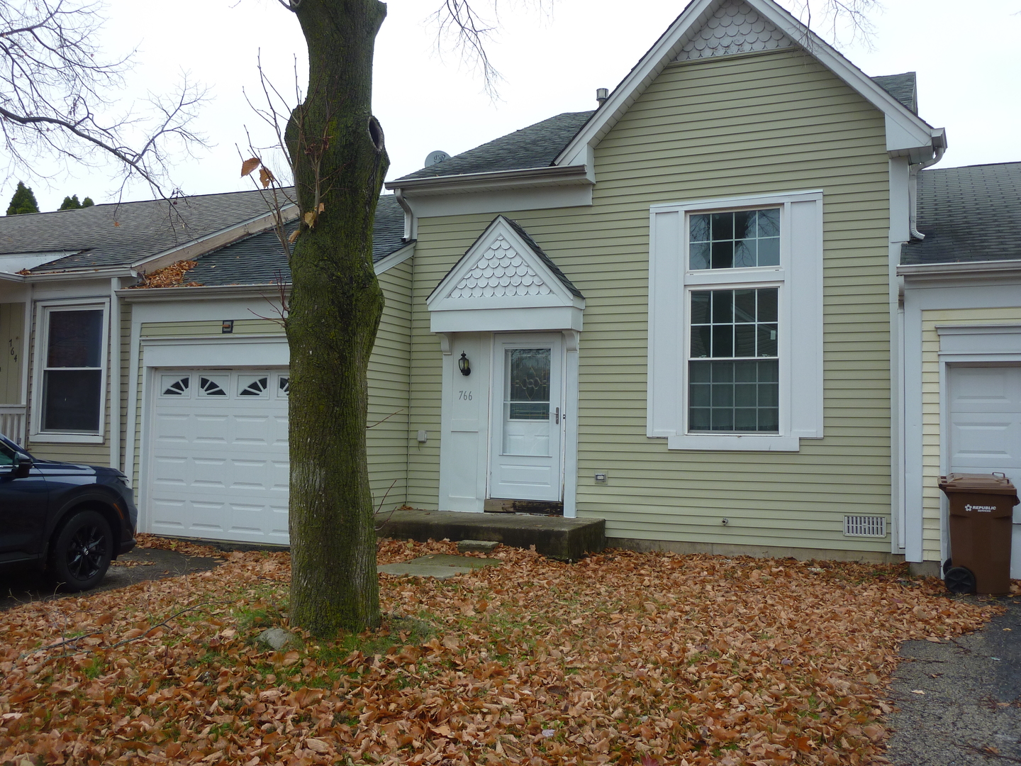 766 Asbury Drive, Glendale Heights, IL 60139