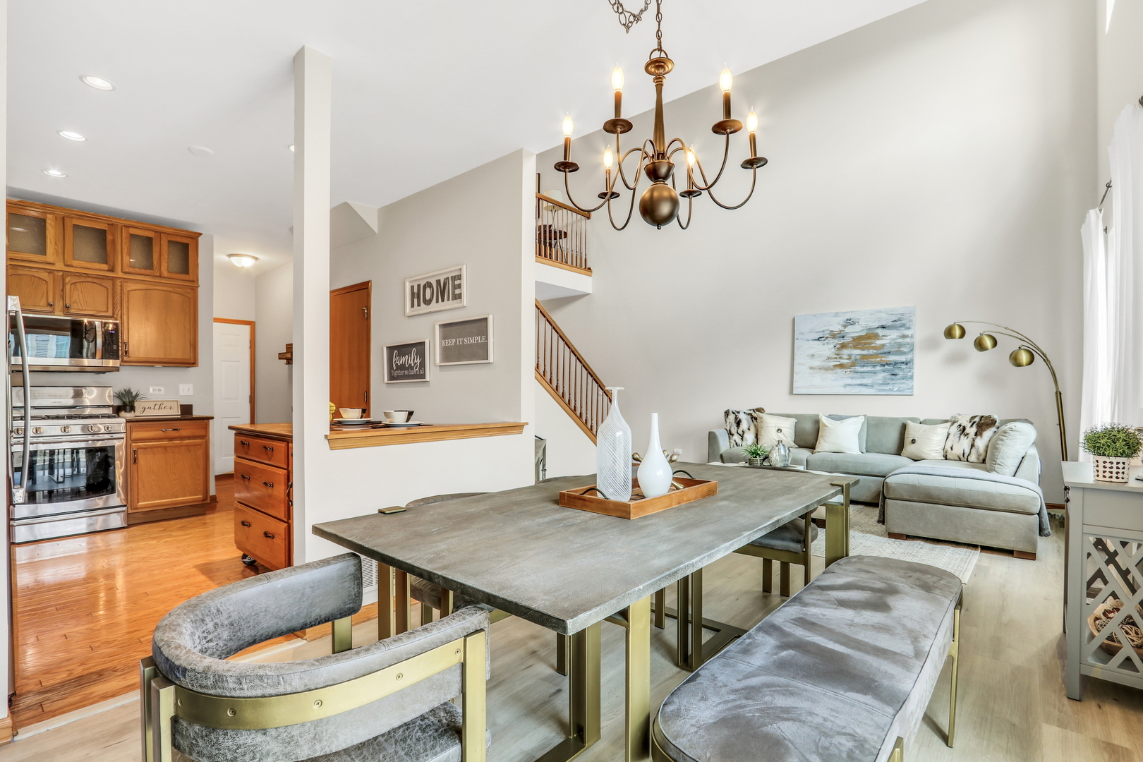 761 Creekside Circle #9-3, Gurnee, IL 60031