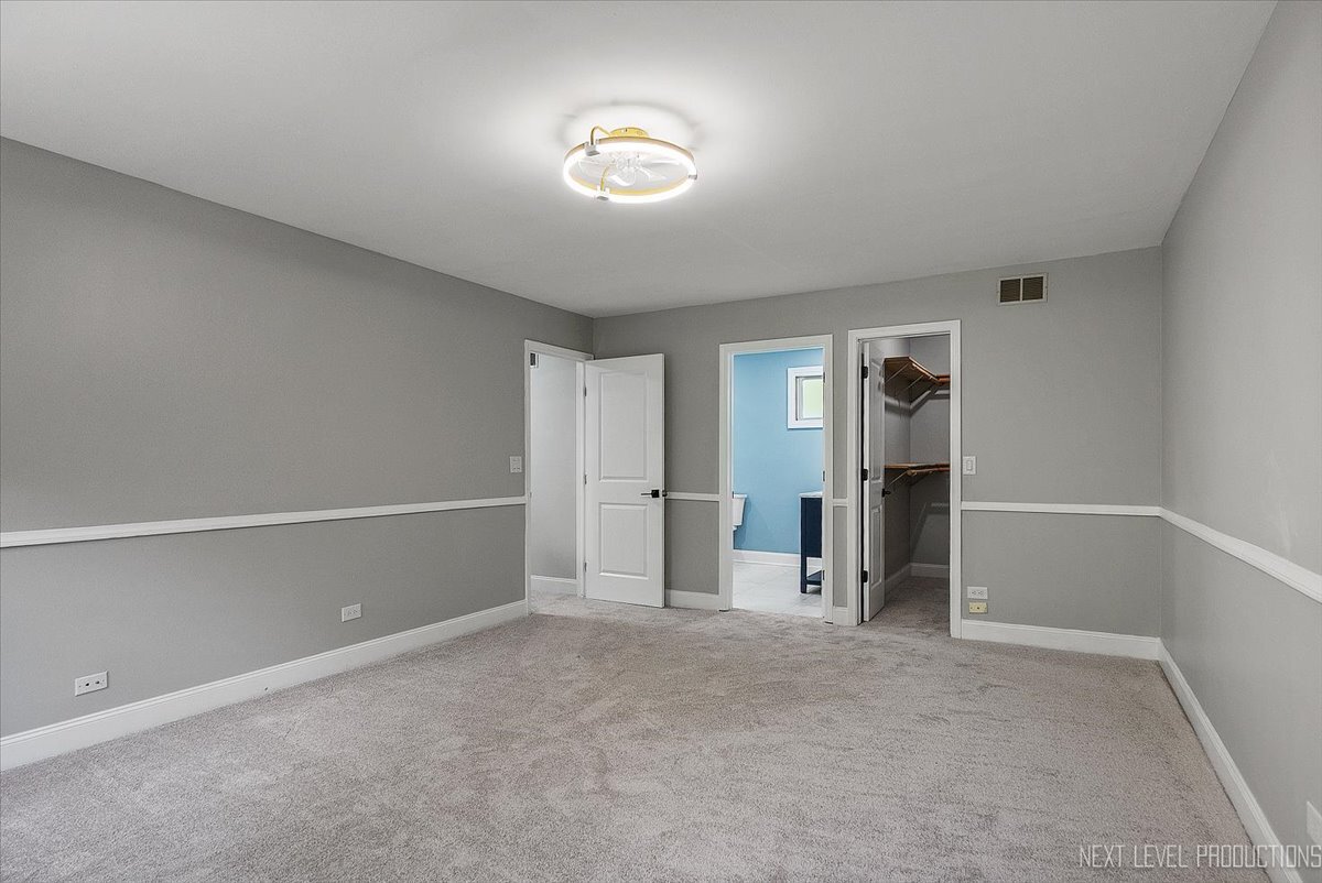 1704 Kenyon Drive, Naperville, IL 60565