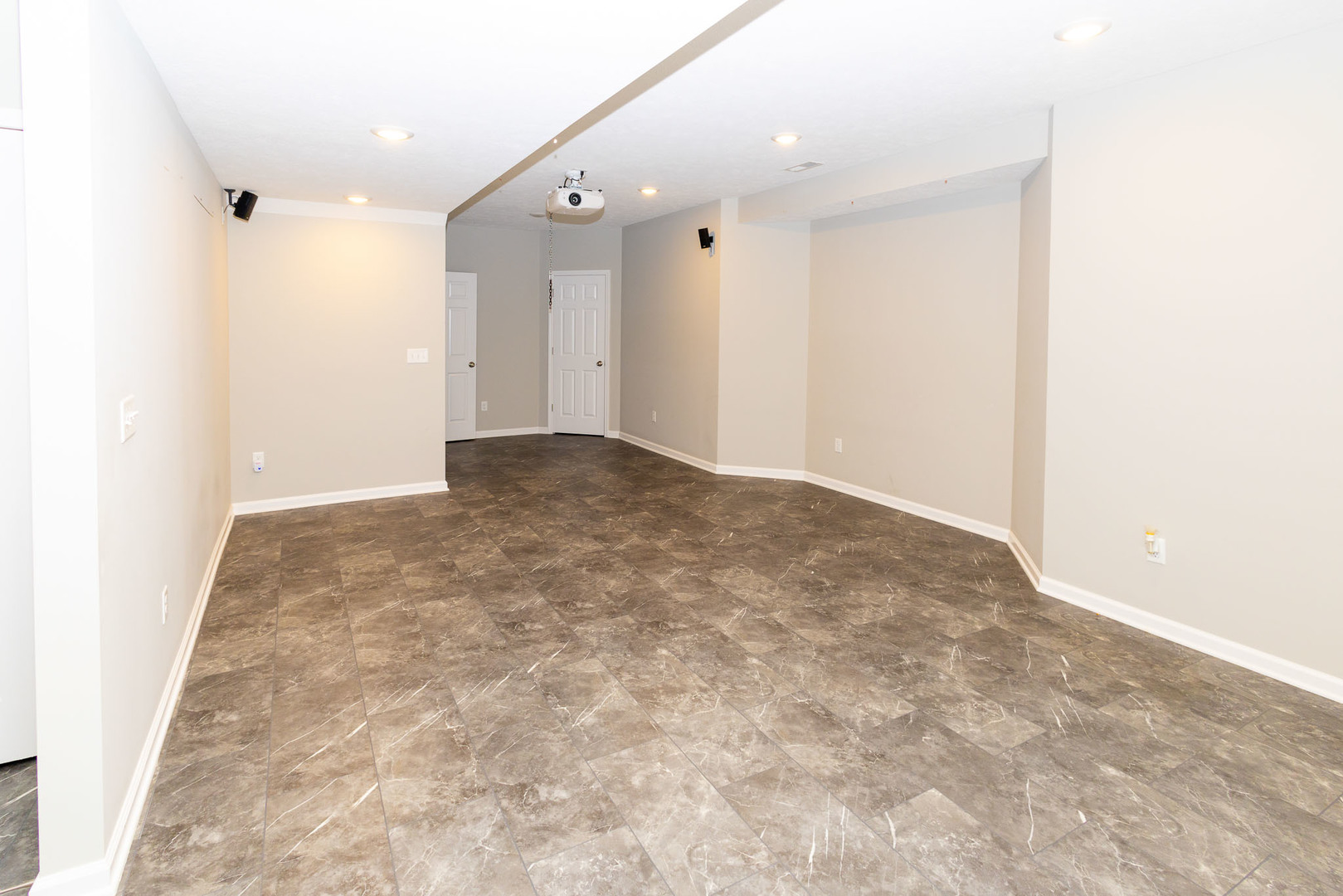 1307 Longford Lane, Bloomington, IL 61704