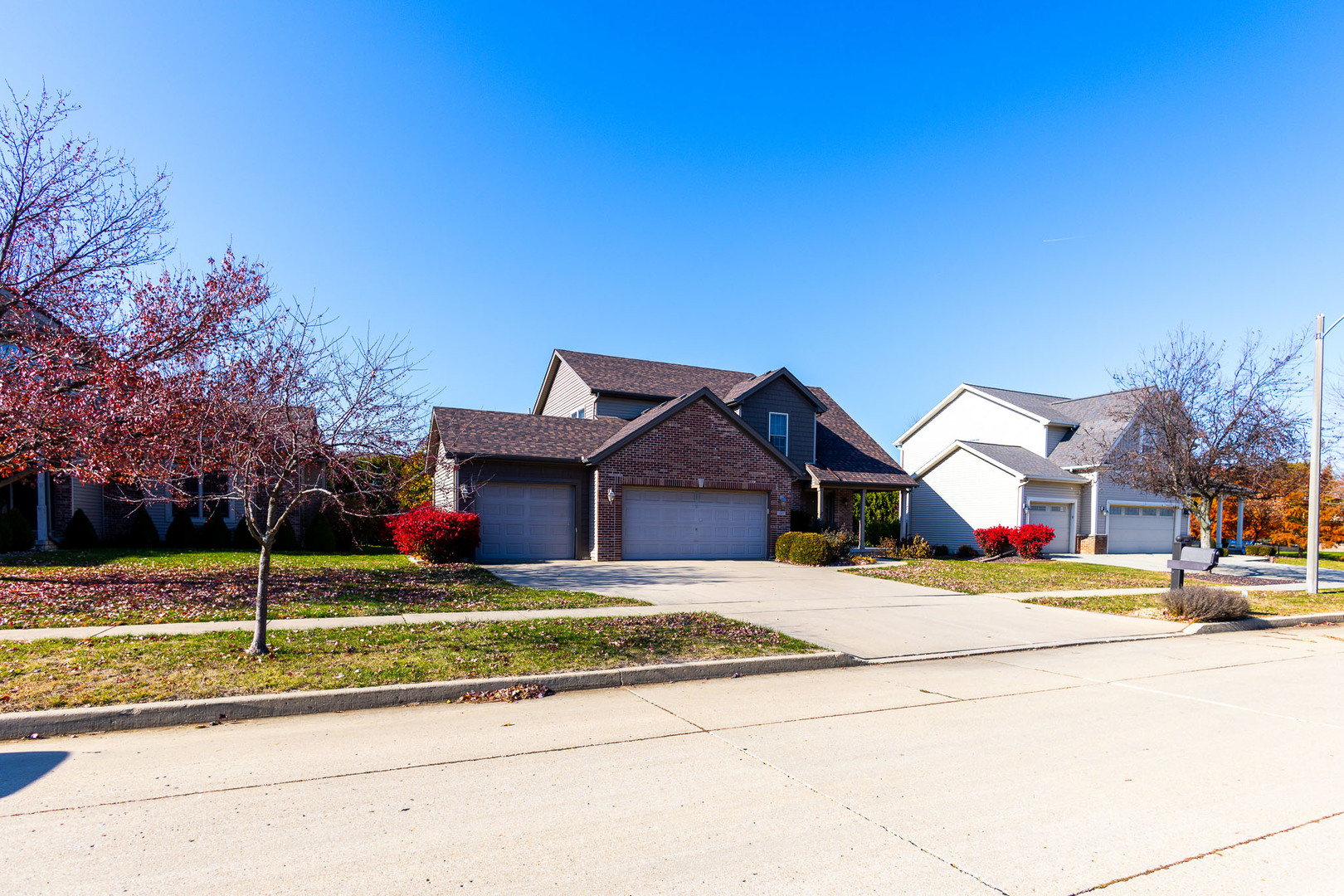 1307 Longford Lane, Bloomington, IL 61704