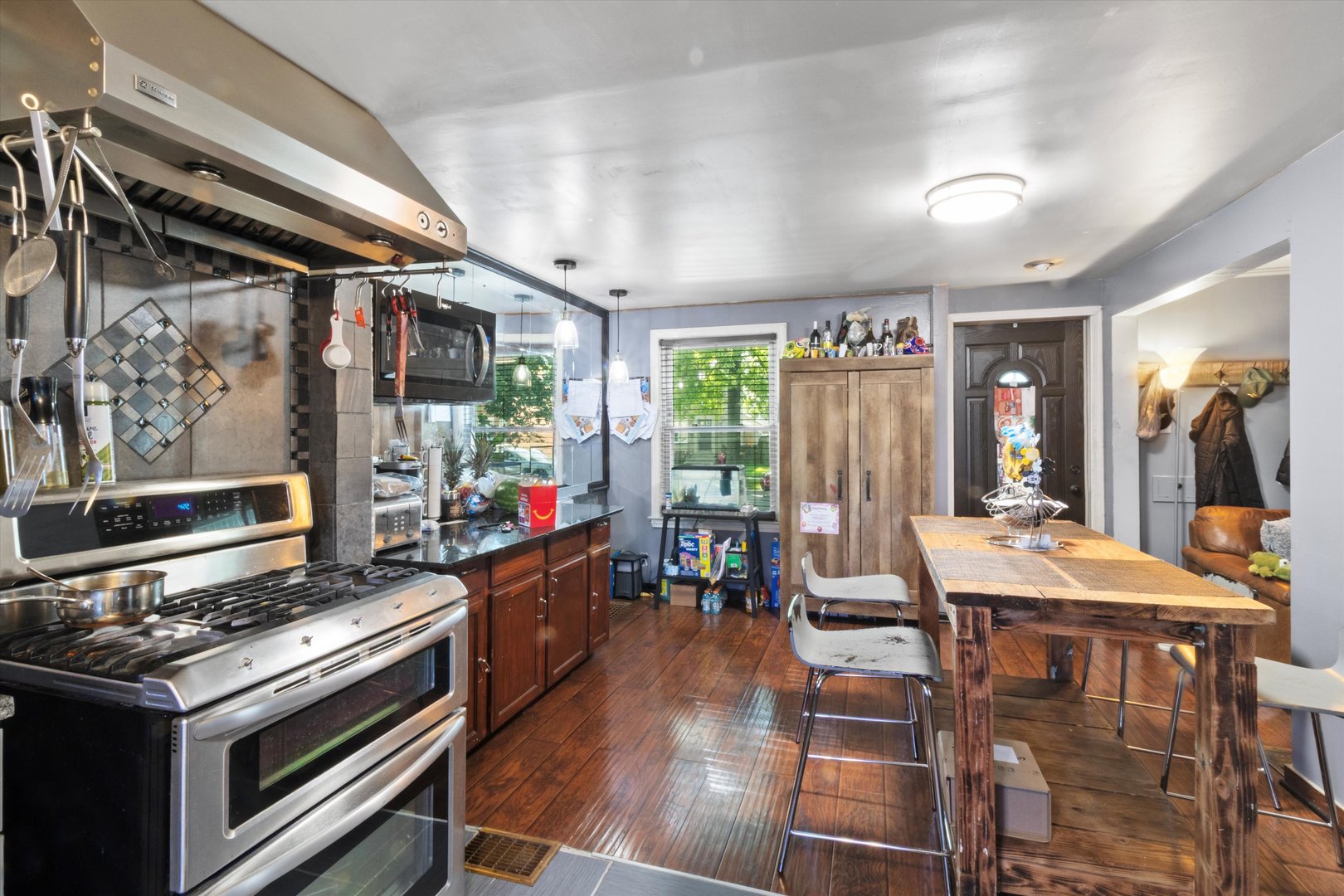 3733 S 57th Avenue, Cicero, IL 60804