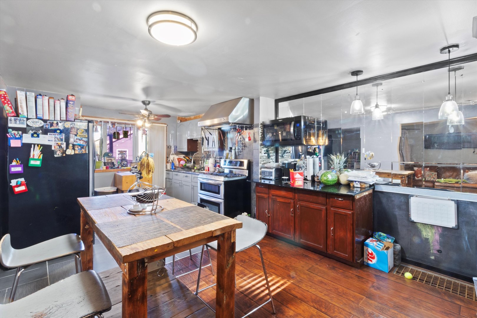 3733 S 57th Avenue, Cicero, IL 60804