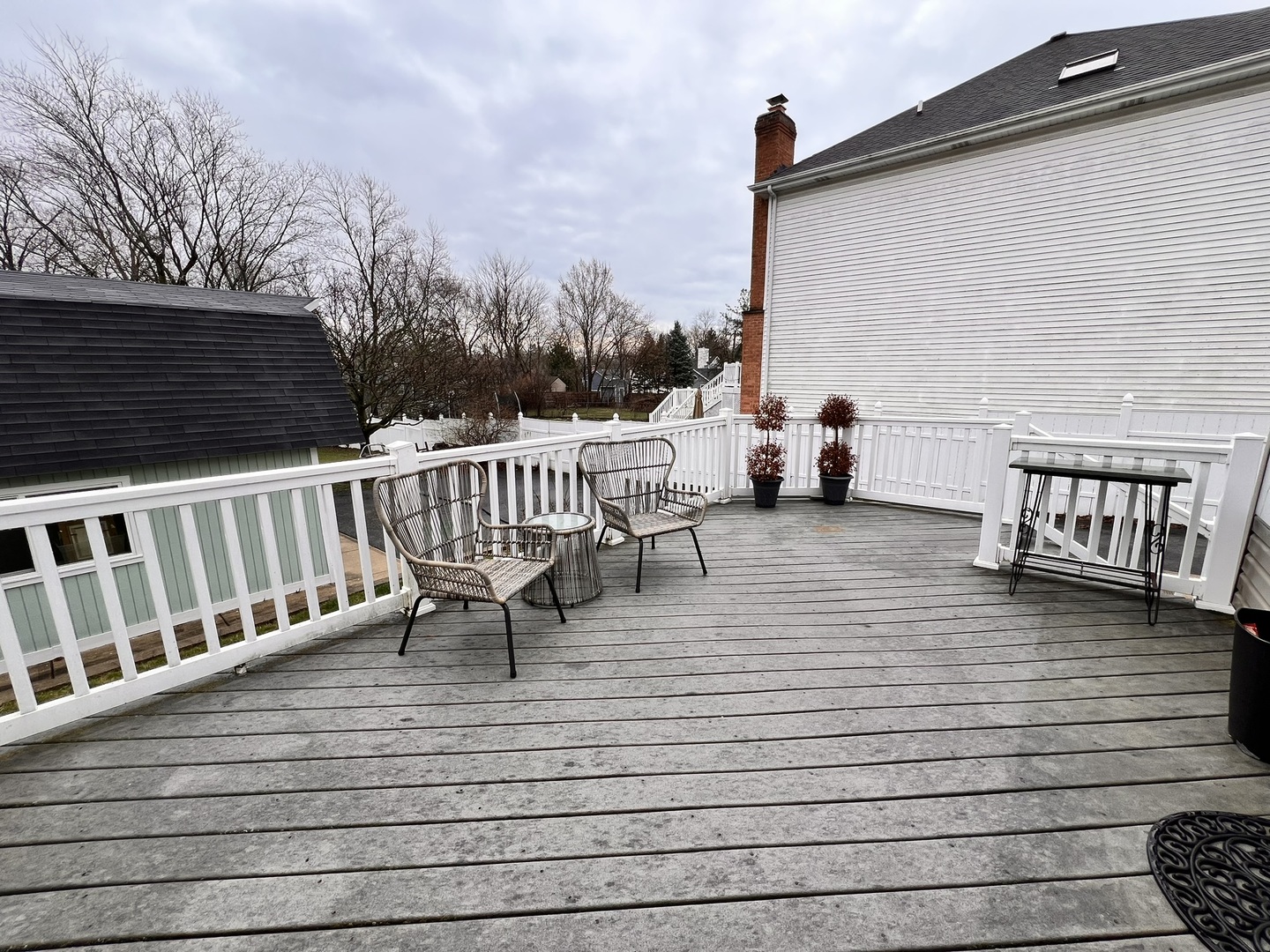 1N261 Stacy Court, Glen Ellyn, IL 60137