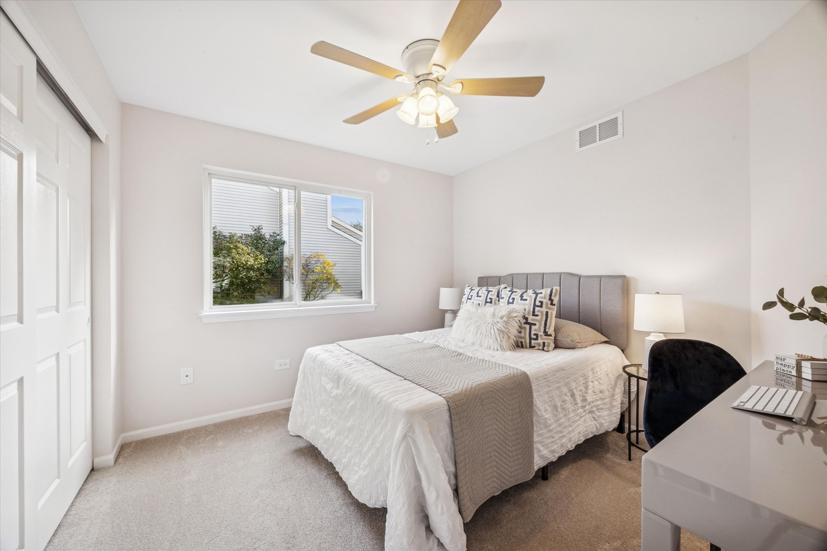 1987 Baldwin Way, Bolingbrook, IL 60490