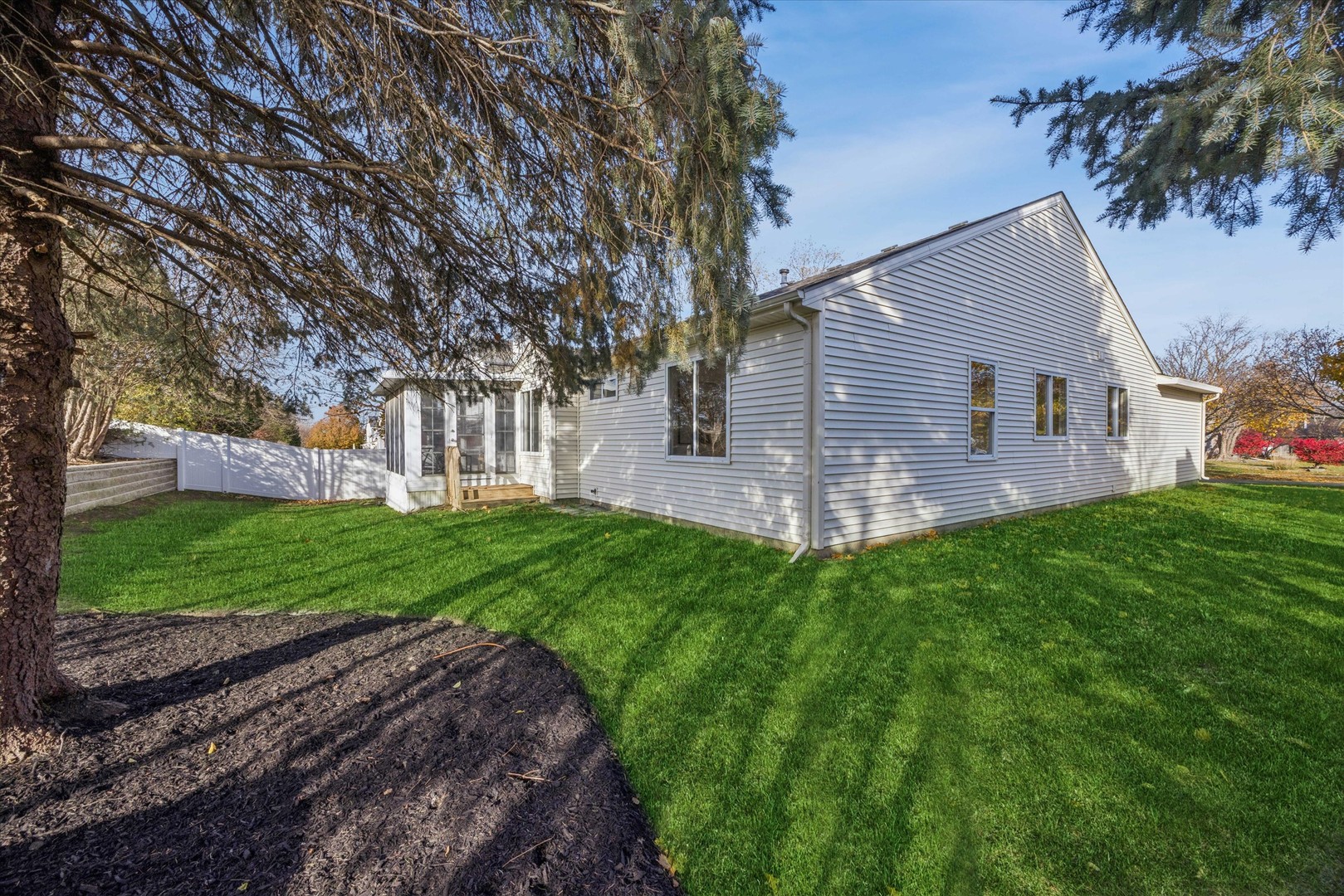 1987 Baldwin Way, Bolingbrook, IL 60490