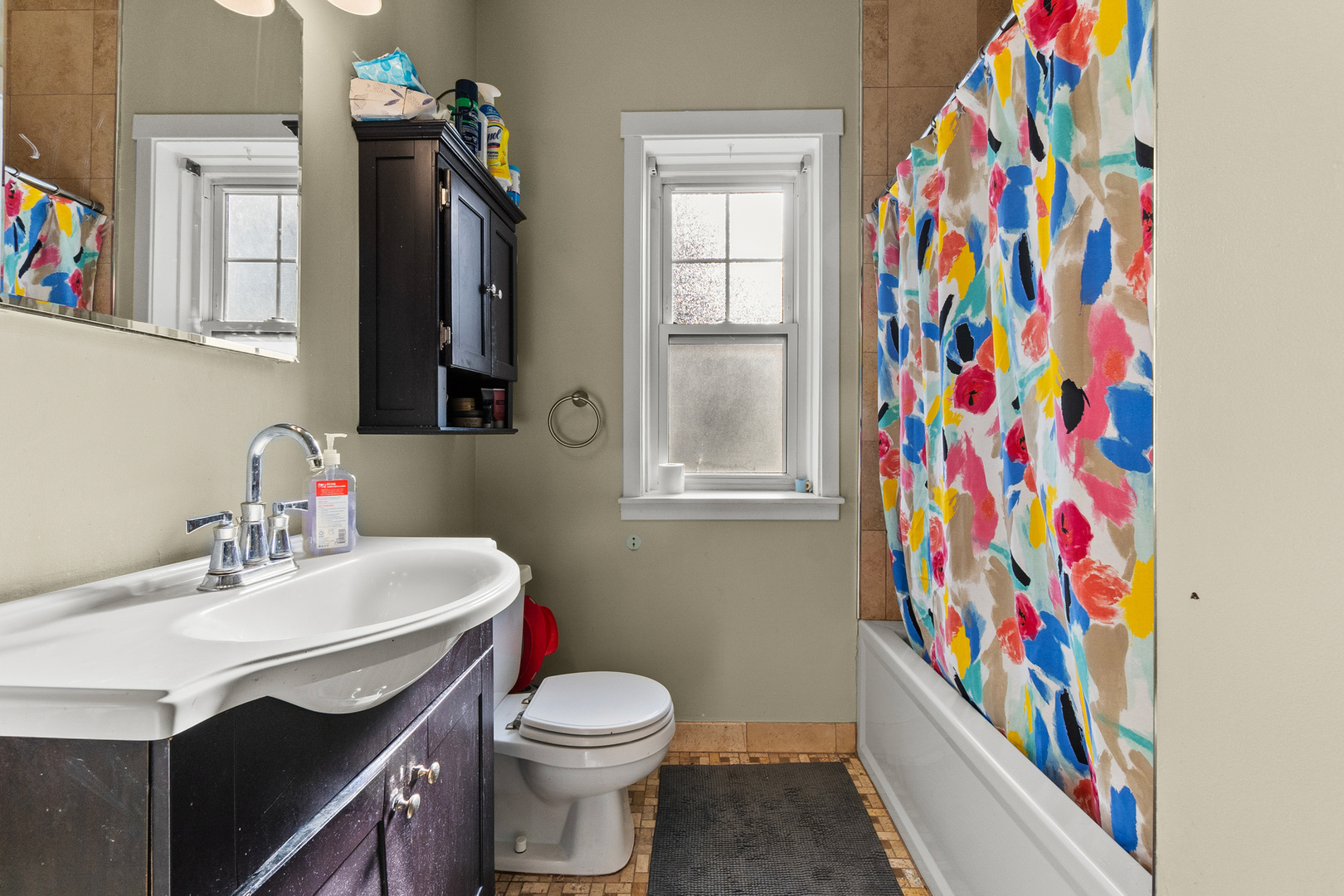 2210 W Carmen Avenue #1W, Chicago, IL 60625