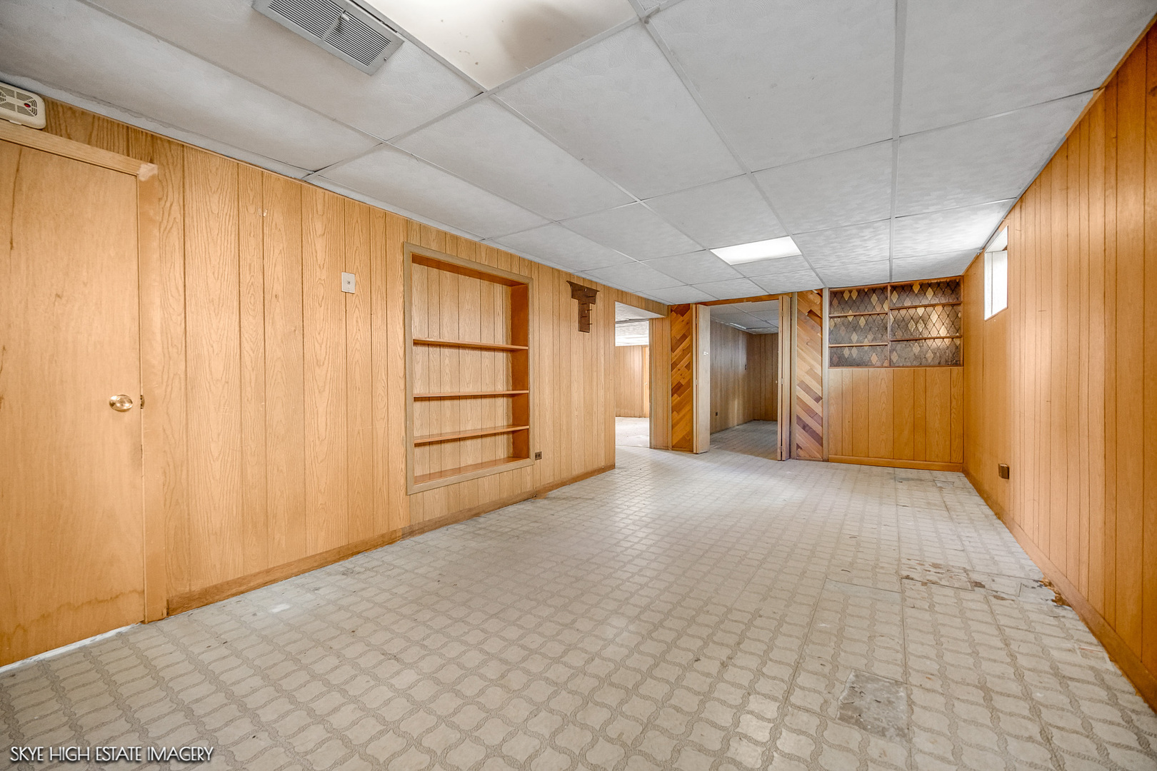 8121 Mcvicker Avenue, Burbank, IL 60459