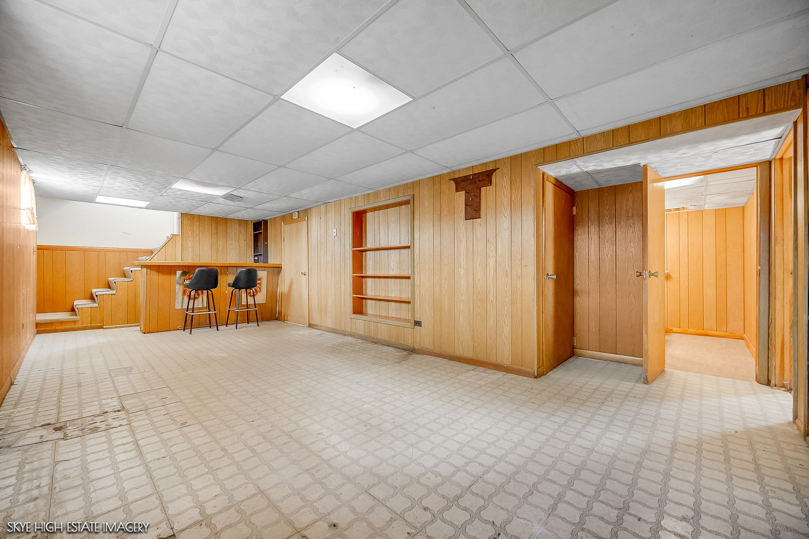 8121 Mcvicker Avenue, Burbank, IL 60459