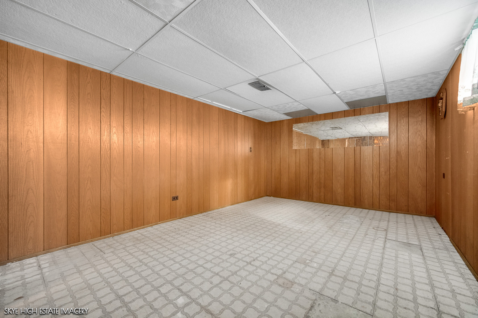 8121 Mcvicker Avenue, Burbank, IL 60459