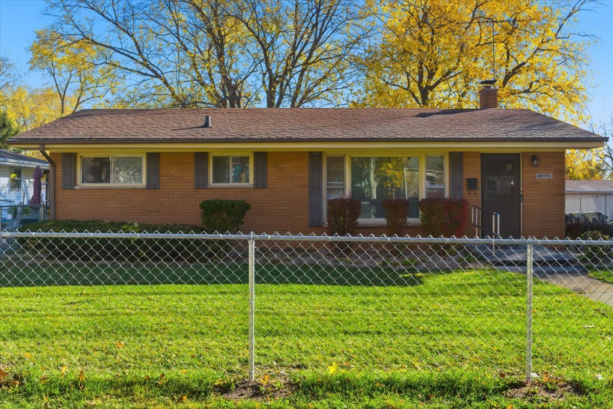 2311 Horeb Avenue, Zion, IL 60099