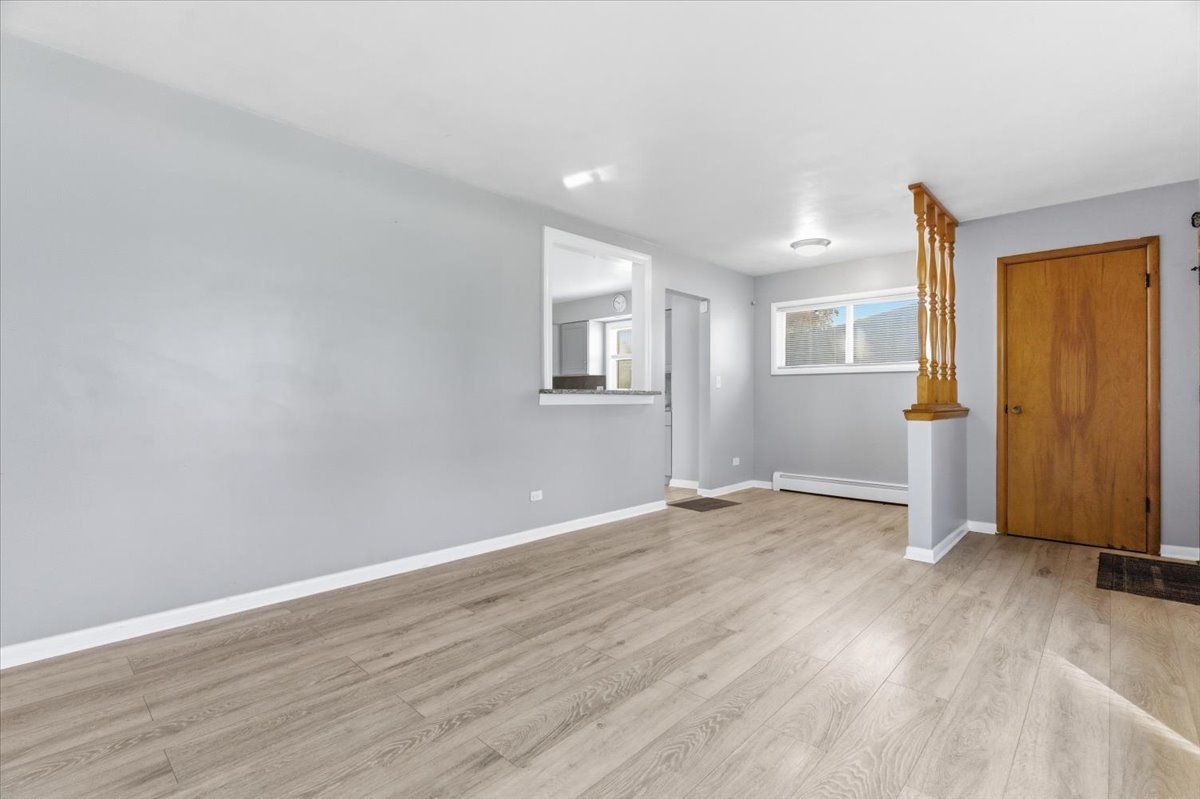 2311 Horeb Avenue, Zion, IL 60099