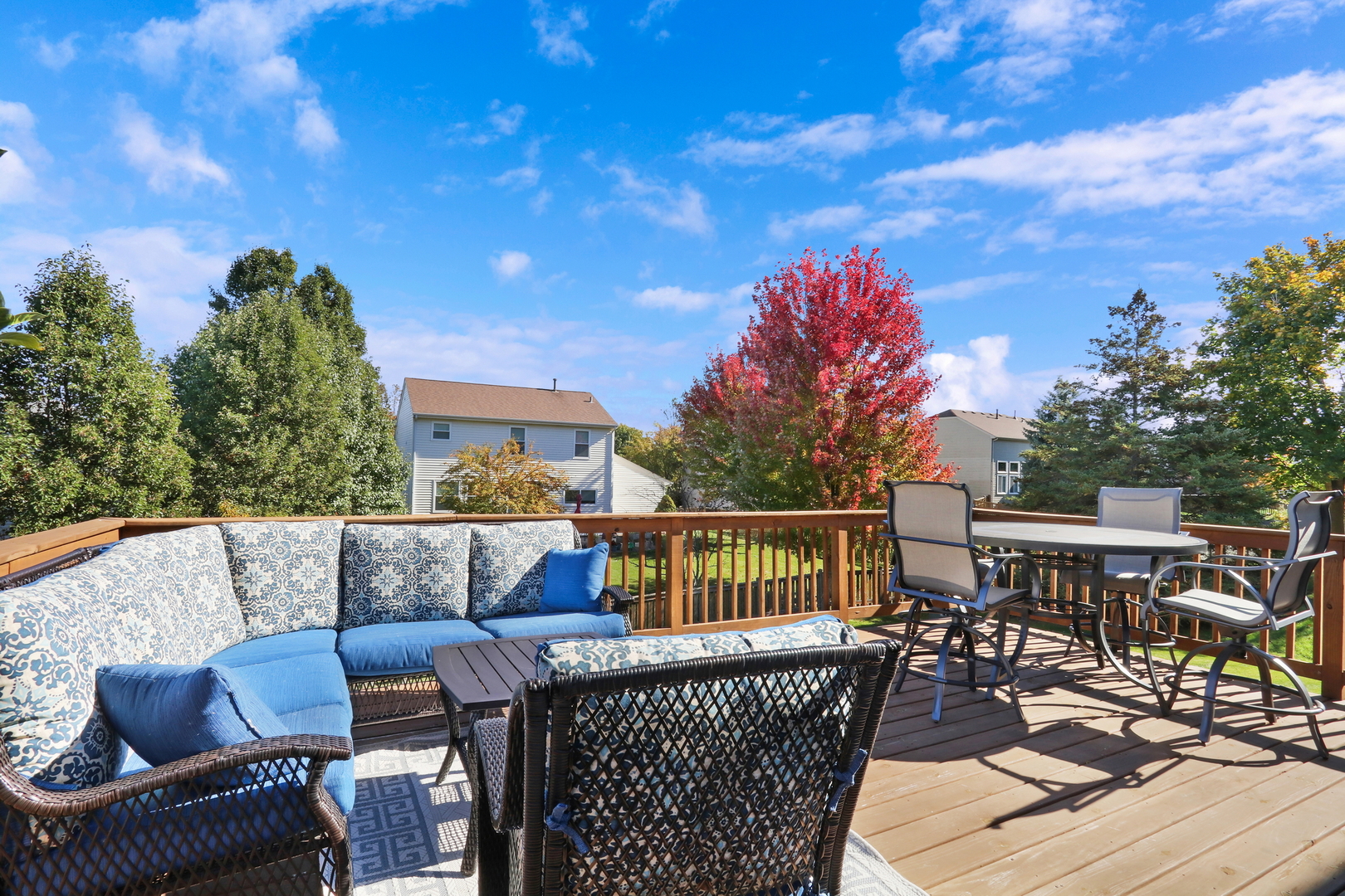 77 BRIDLEPATH Drive, Lindenhurst, IL 60046