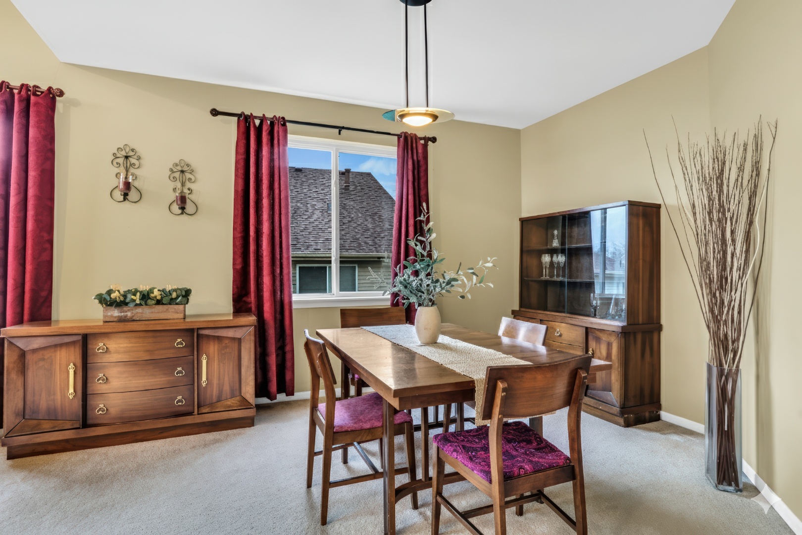 77 BRIDLEPATH Drive, Lindenhurst, IL 60046