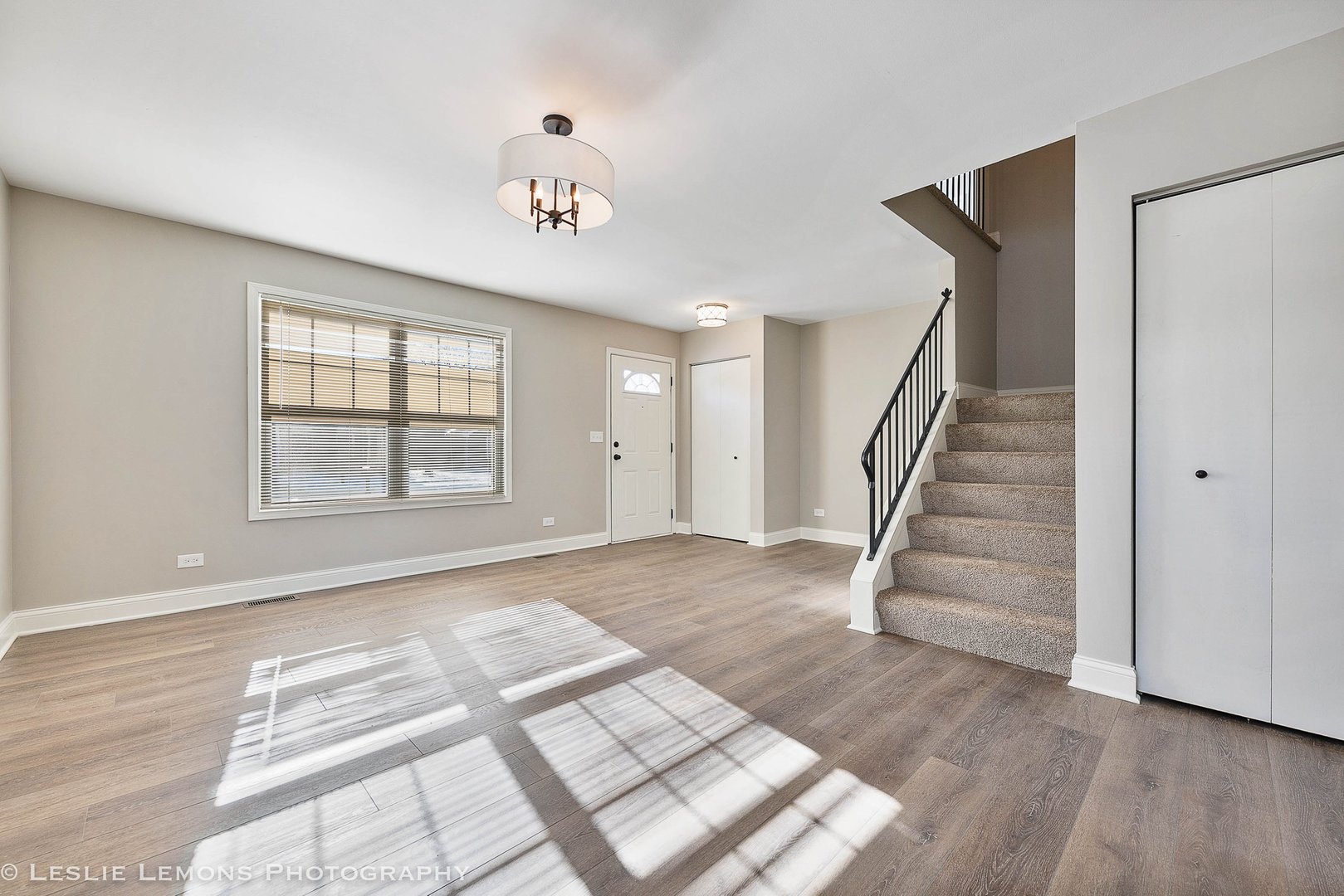 2970 MIDDLEBURY Court, Aurora, IL 60504