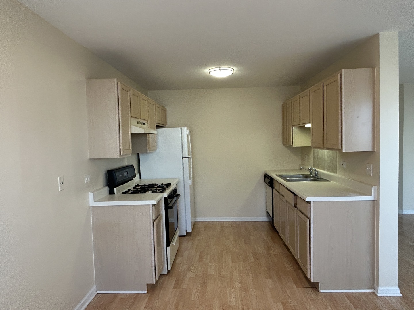 1020 CHAUCER Court #A, Elgin, IL 60120