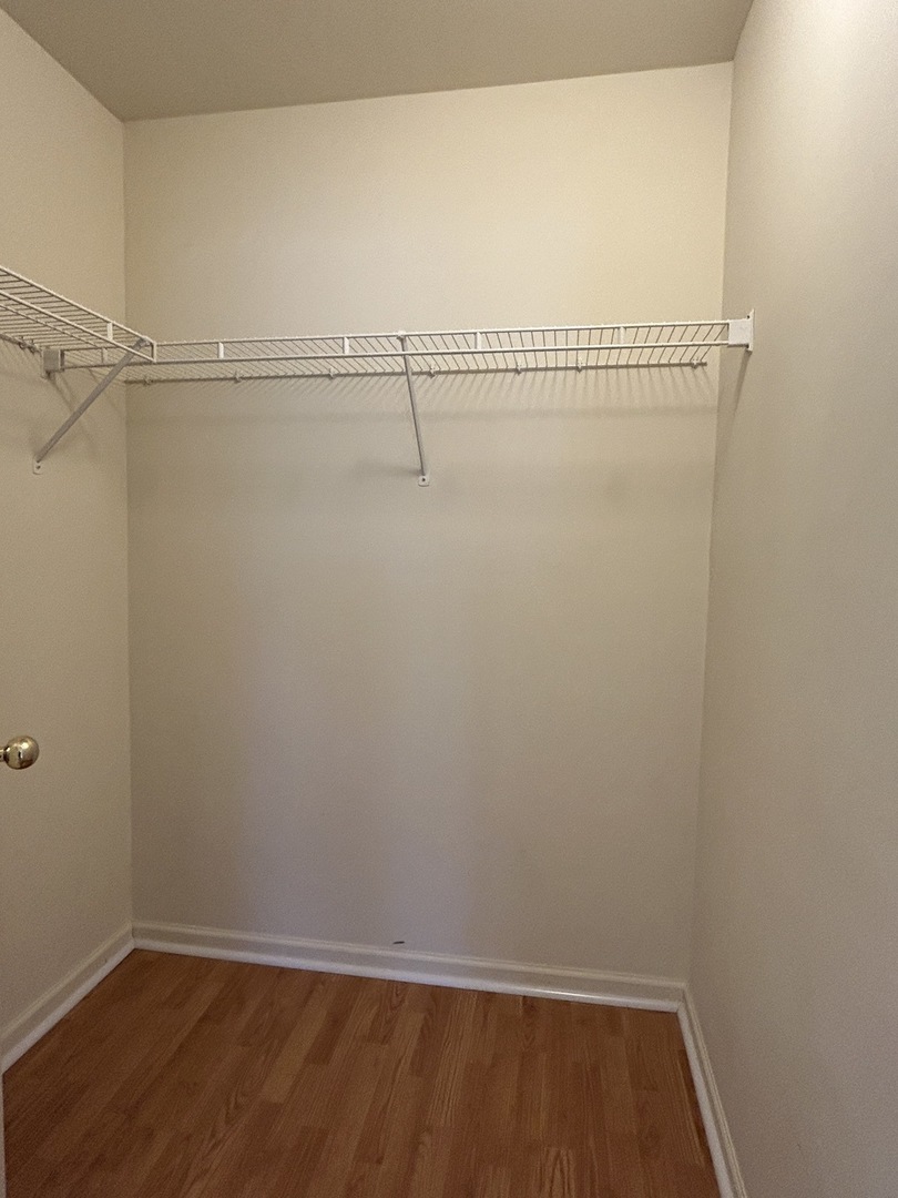 1020 CHAUCER Court #A, Elgin, IL 60120