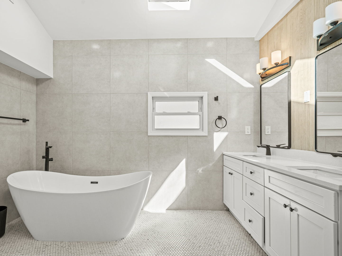 3824 Sunset Avenue, Markham, IL 60428