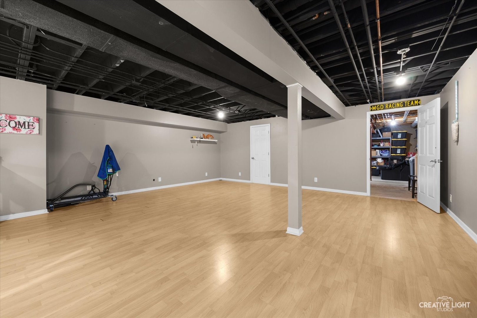 945 Wyndham Drive, South Elgin, IL 60177