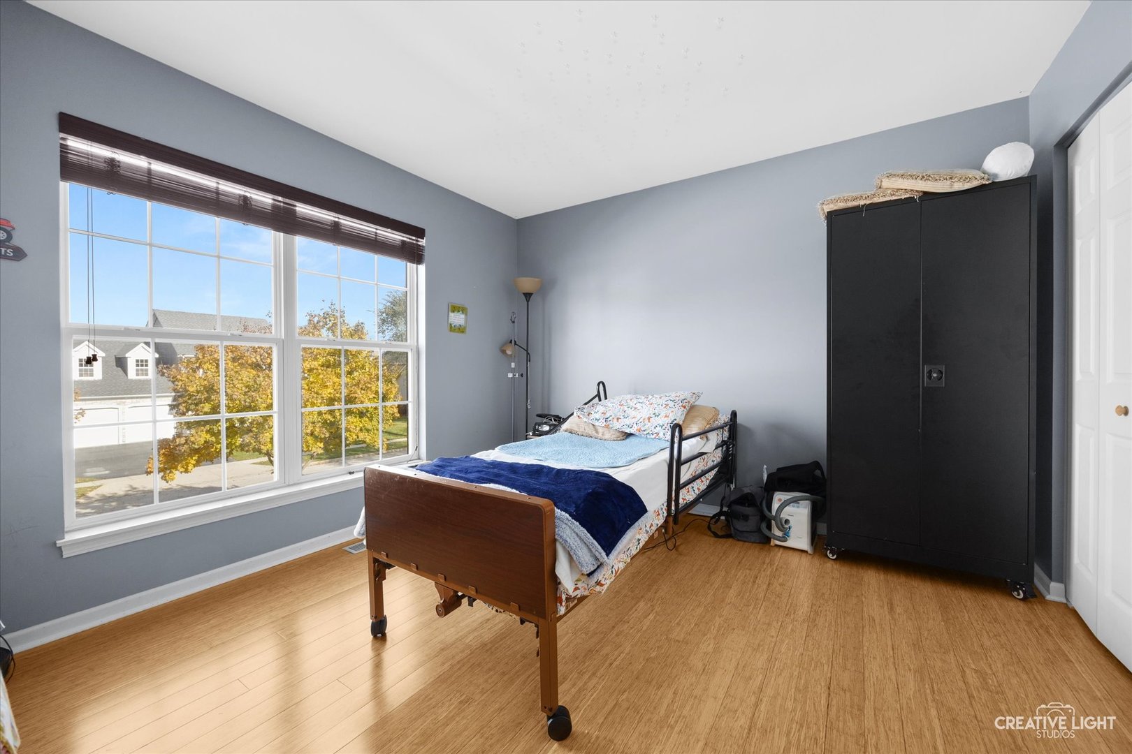 945 Wyndham Drive, South Elgin, IL 60177