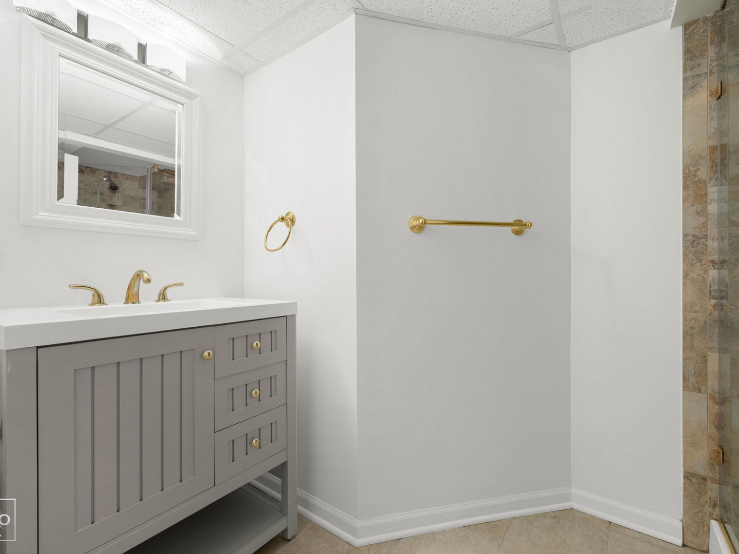 9S211 Graceland Street, Downers Grove, IL 60516