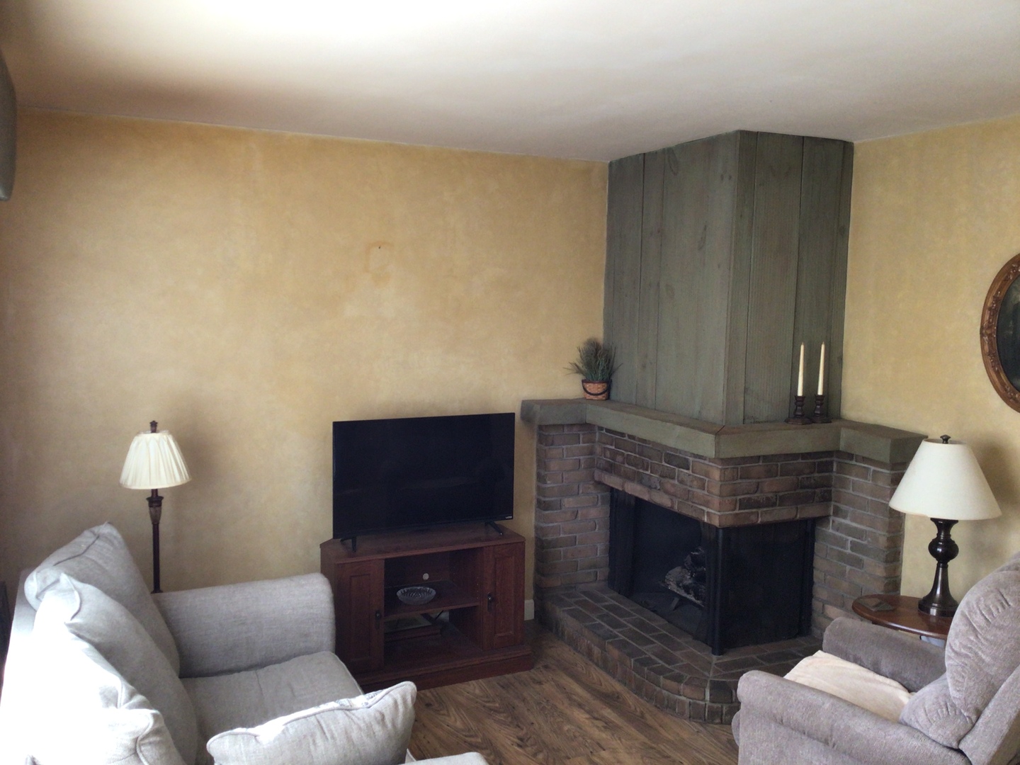 1929 Loomes Avenue, Downers Grove, IL 60516