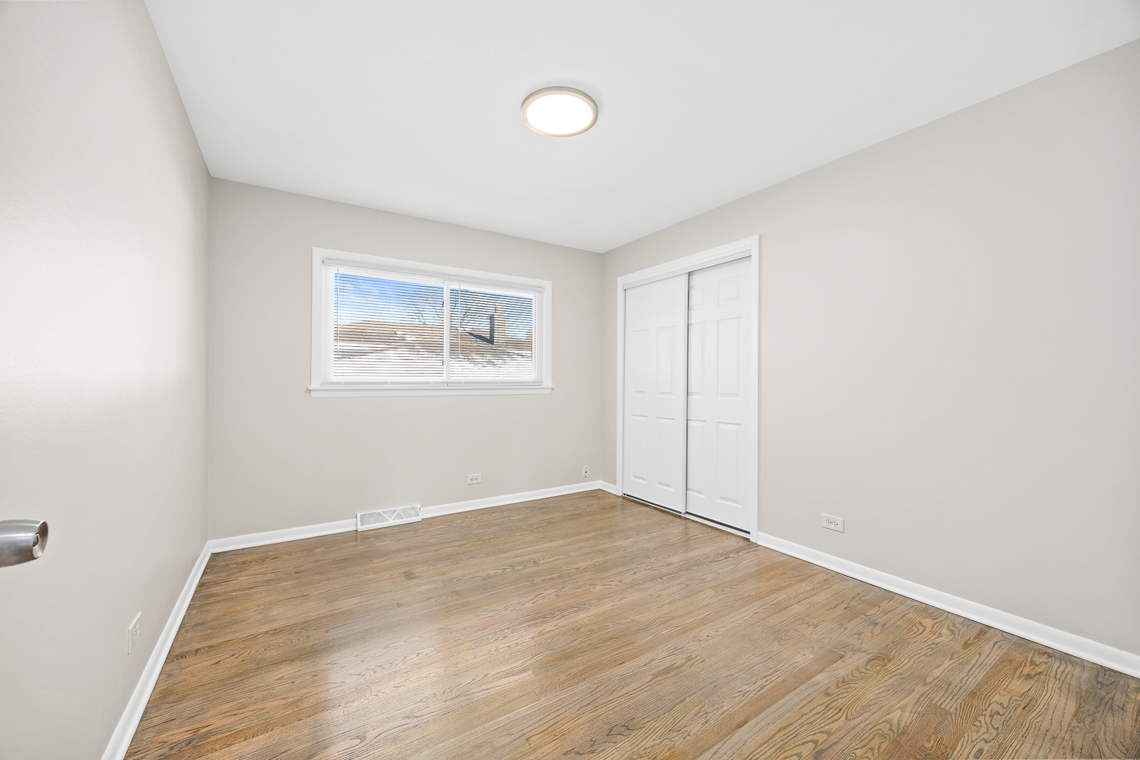 15324 Dobson Avenue, South Holland, IL 60473