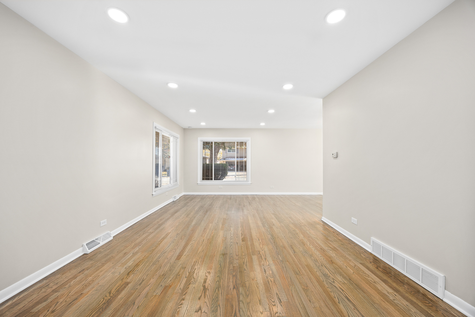 15324 Dobson Avenue, South Holland, IL 60473