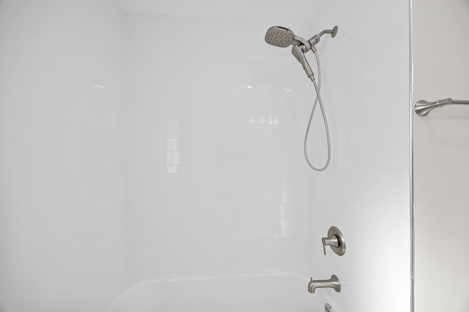 15324 Dobson Avenue, South Holland, IL 60473