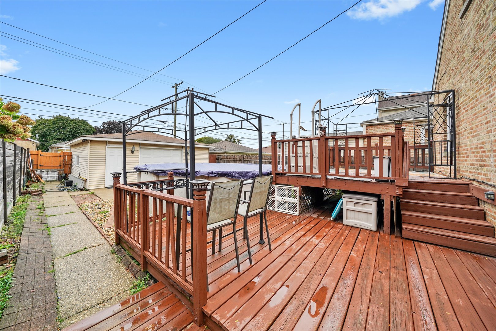 5250 S Nagle Avenue, Chicago, IL 60638