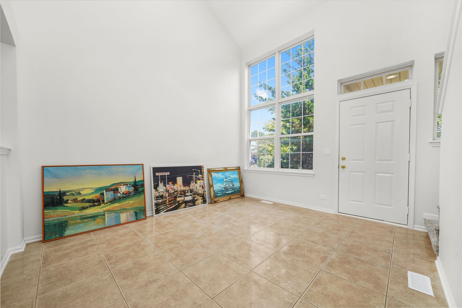 372 White Tail Drive, Grayslake, IL 60030