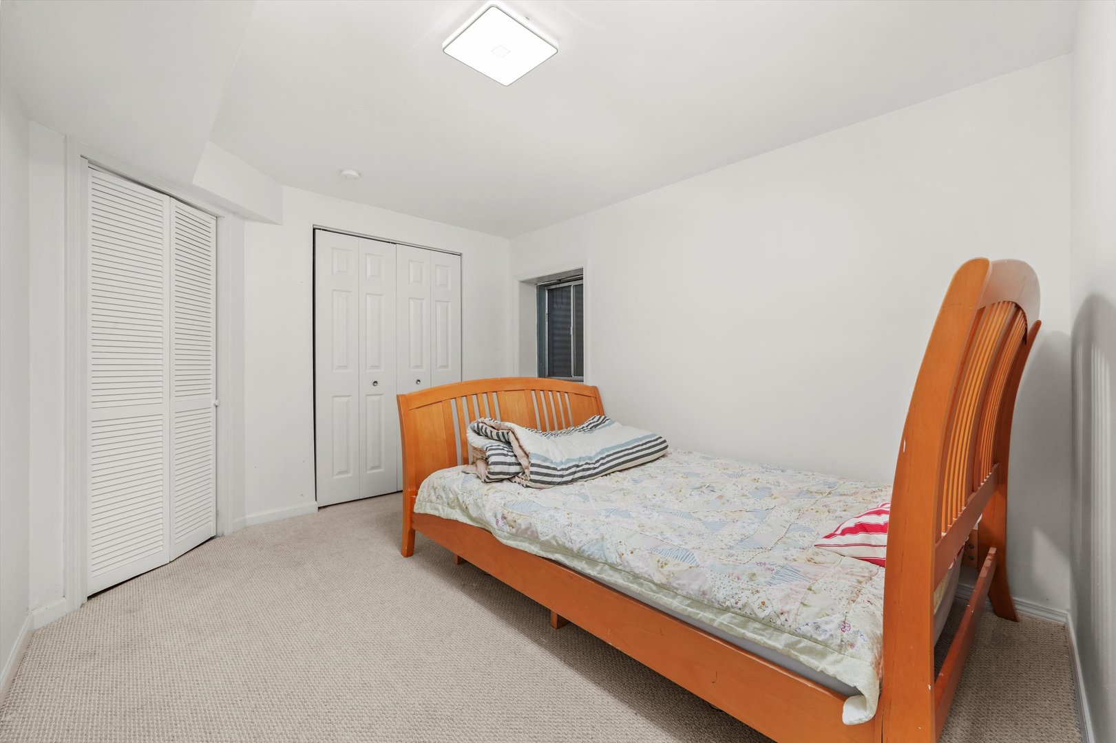 372 White Tail Drive, Grayslake, IL 60030