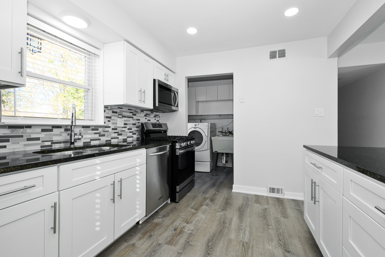 10838 S Neenah Avenue, Worth, IL 60482