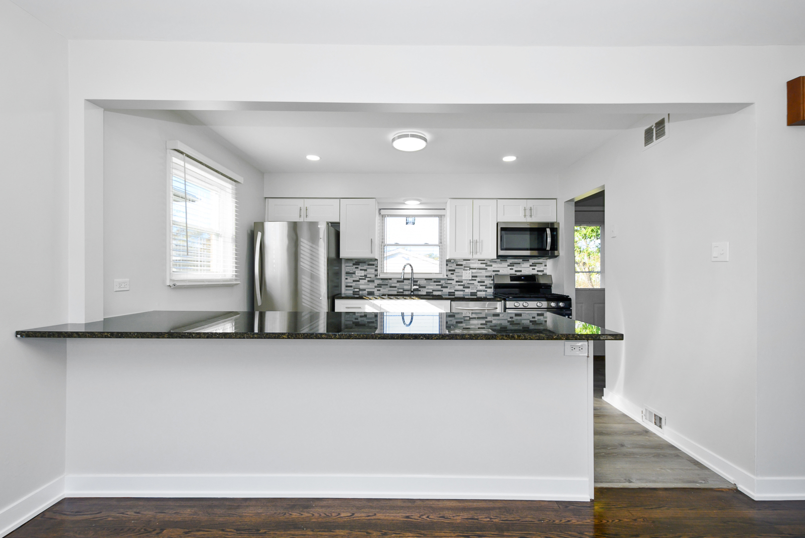 10838 S Neenah Avenue, Worth, IL 60482