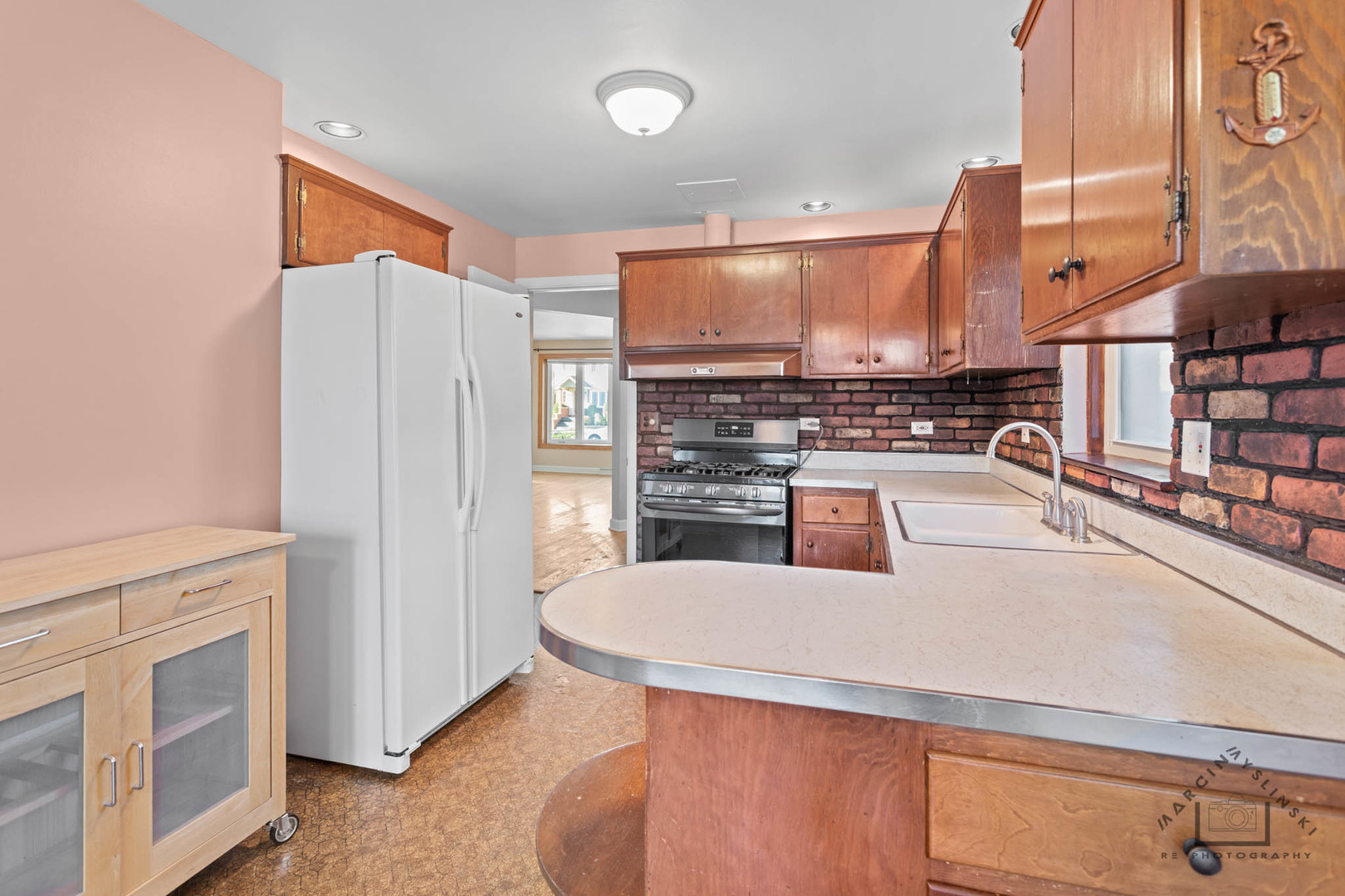 4709 N Odell Avenue, Harwood Heights, IL 60706